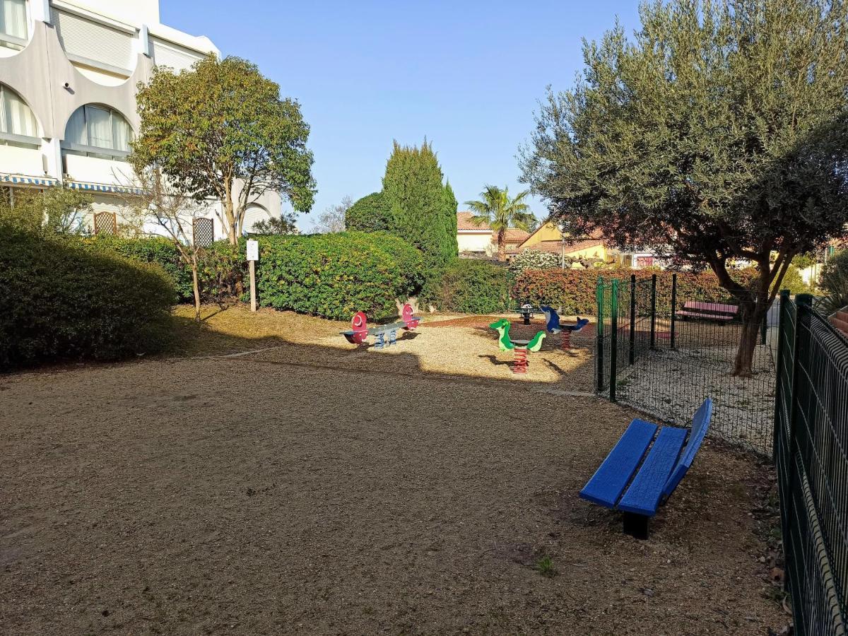 Studio avec Piscine - Proche mer - 27m2 Le Grau-du-Roi Extérieur photo